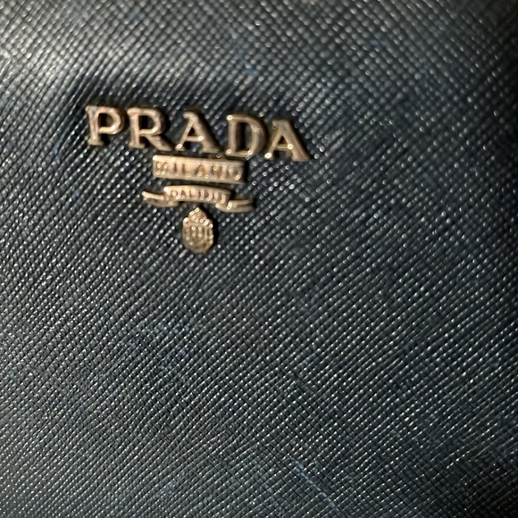 Prada Wallet blue authentic 100% Leather - Picture 9 of 10